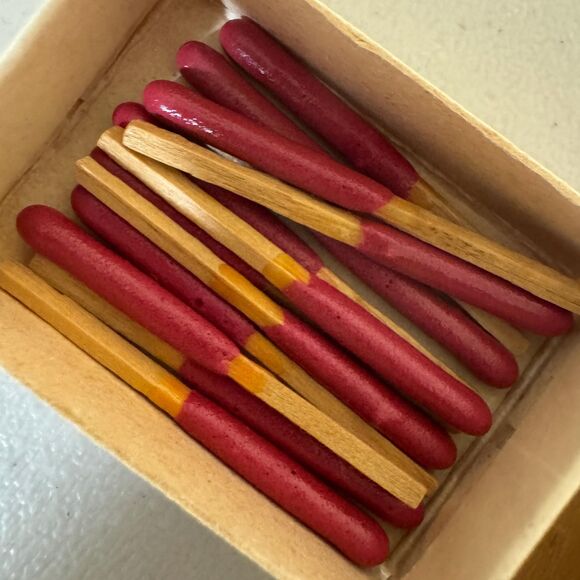 Vintage Matches Coghlans Windproof Wateproof Wooden Safety 25 Pack Collectible - Picture 2 of 6